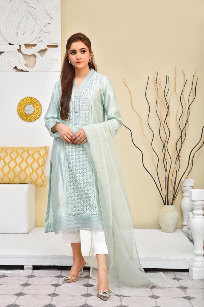 TS23-COTTON NET ORGANZA PANEL